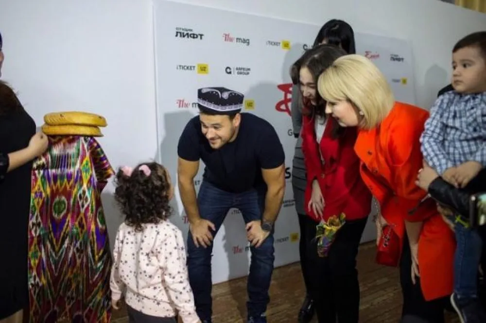 Xalq artisti Emin Ağalarov Daşkənddə konsert proqramı ilə çıxış edib - FOTO