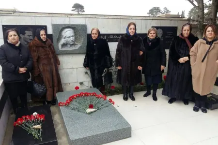 Əlfi Qasımovun anım günü keçirilib – FOTO