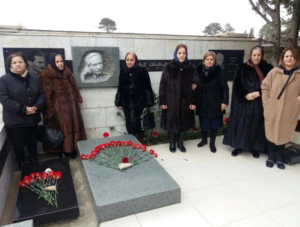 Əlfi Qasımovun anım günü keçirilib – FOTO