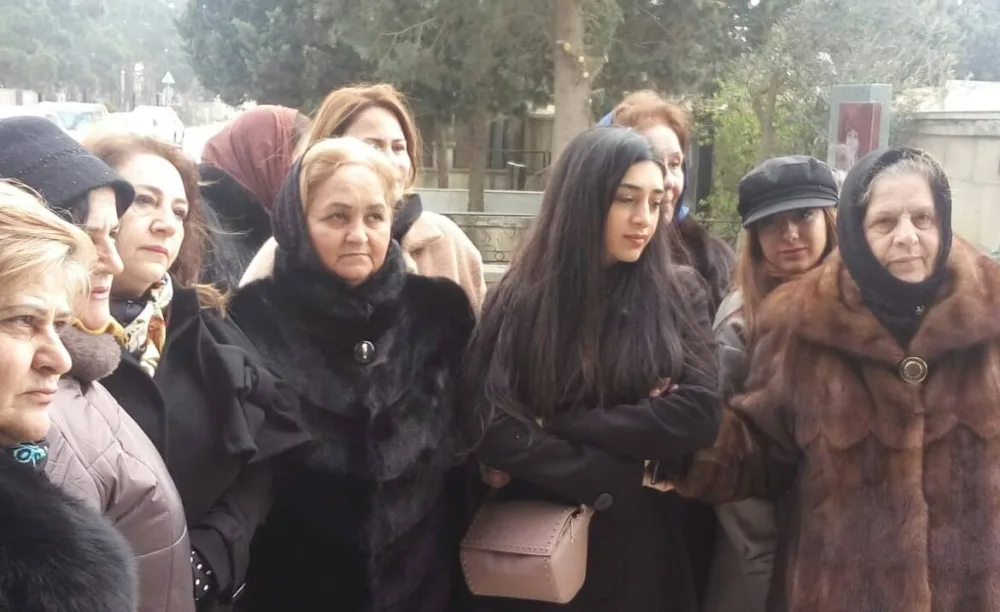 Əlfi Qasımovun anım günü keçirilib – FOTO