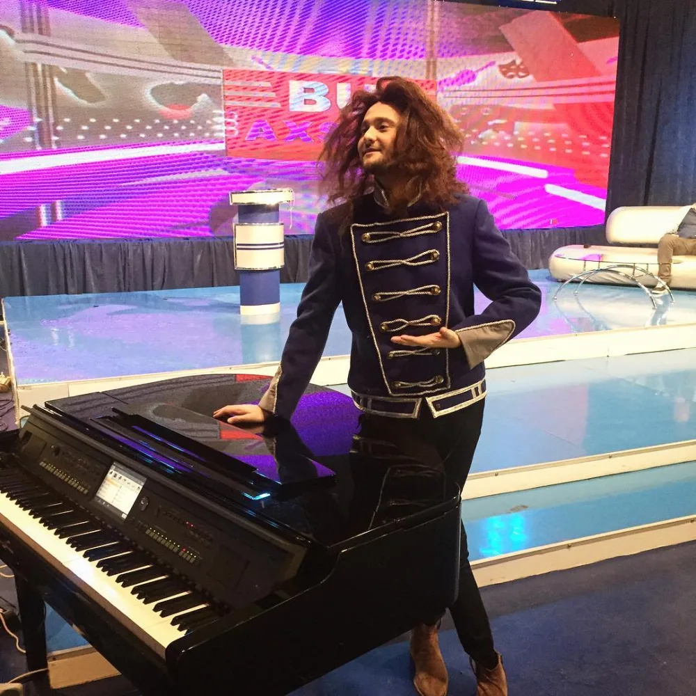 AzTV tamaşaçıları belə təəccübləndirir - FOTO