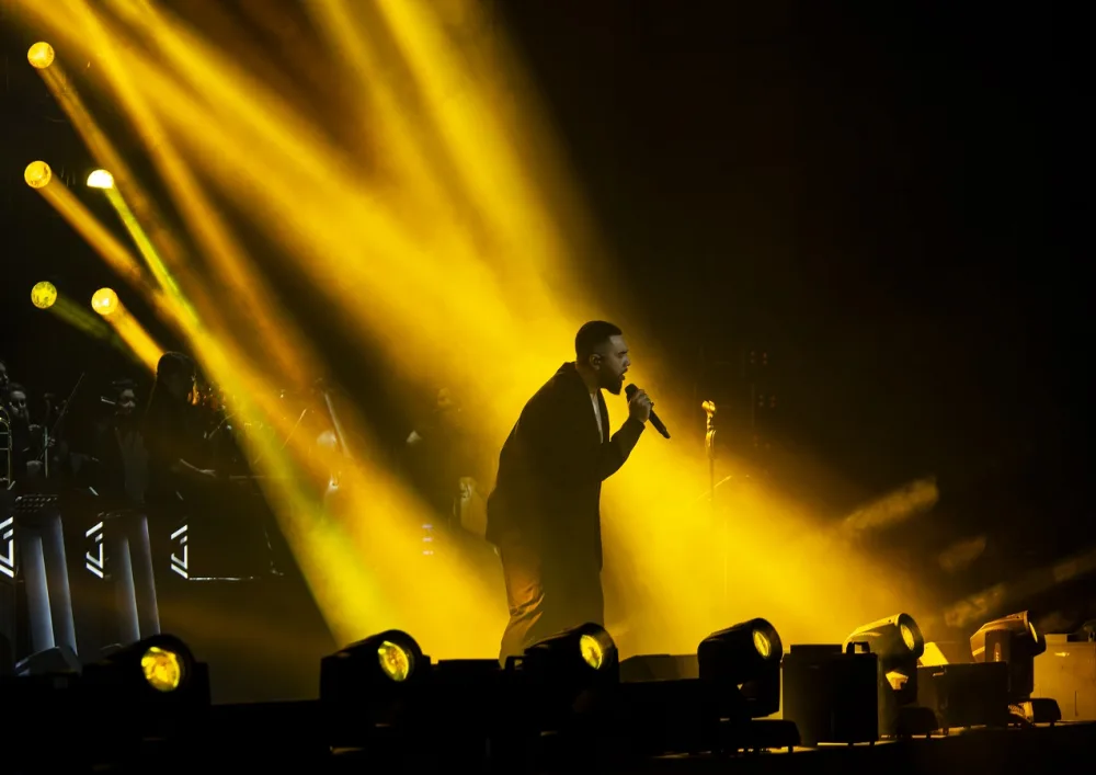 Doğma dilində danışa bilməyən Jay Khalibdən etiraflar - FOTO