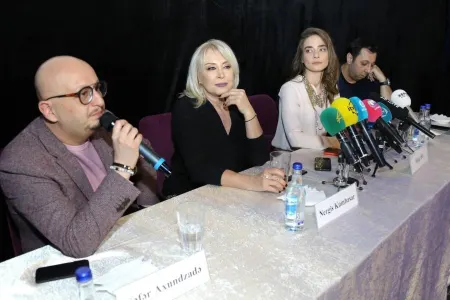 “Çat Kapı aşk” filminin təqdimatı keçirilib - FOTO - VİDEO