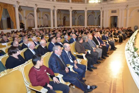 Ustad aşıq Ədalət Nəsibovun 80 illiyinə həsr olunan gecə keçirilib