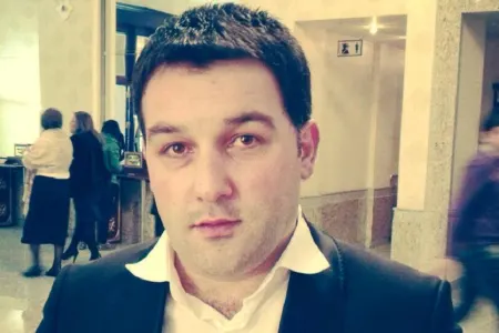 Jurnalist Anar Məmmədova cəza istənildi