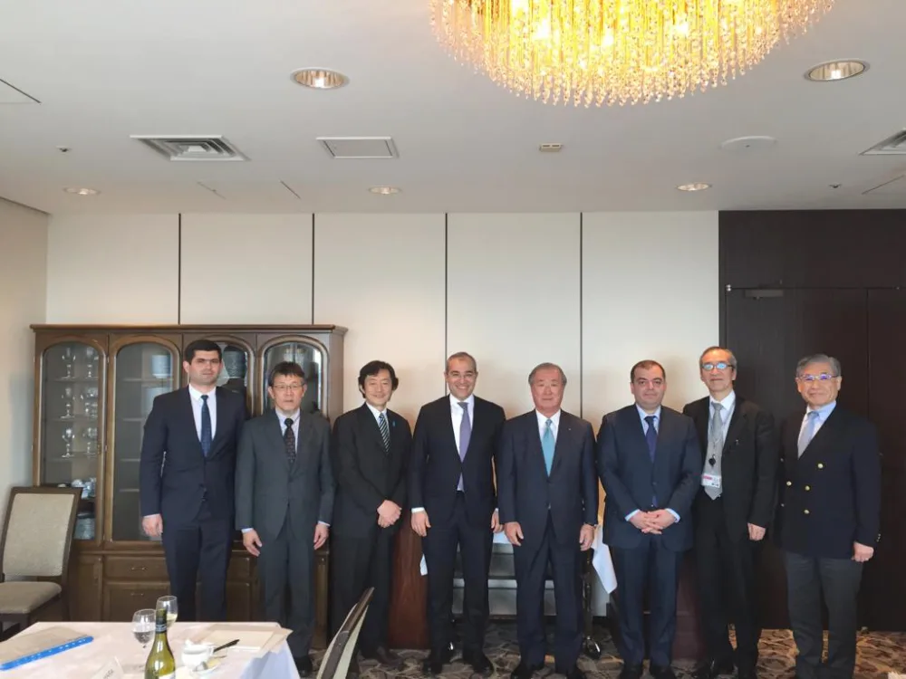 Mikayıl Cabbarov Yaponiyanın xarici işlər naziri ilə görüşüb