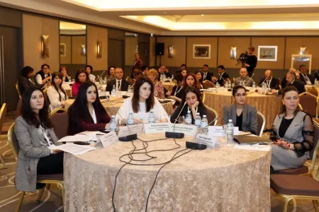 Azərbaycanda peşə standartlarının tətbiqi ilə bağlı seminar keçirilib - FOTO