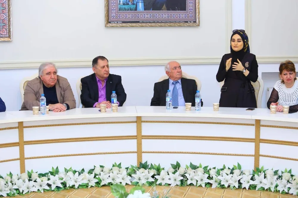 Tanınmış şairlərlə lal və kar oxucuların görüşü olub - FOTO