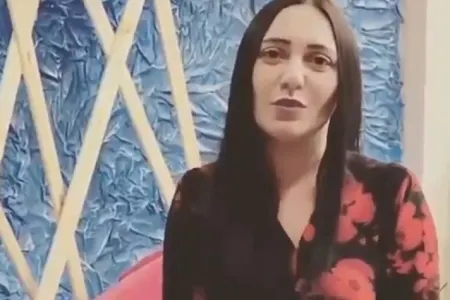 “Müğənnilər tərəfindən evi yıxılan yüzlərlə qadın var”