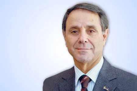 Bu gün 72 yaşı tamam olan Novruz Məmmədov Milli Məclisdə hesabat verir