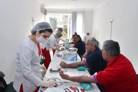 “Hemofiliya və talassemiyadan əziyyət çəkən uşaqlara qayğı” layihəsi olacaq