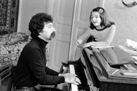 Bu gün caz-muğam üslubunun banisi Vaqif Mustafazadənin doğum günüdür