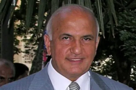 Prezident İlham Əliyev Əli İnsanovu ƏFV ETDİ