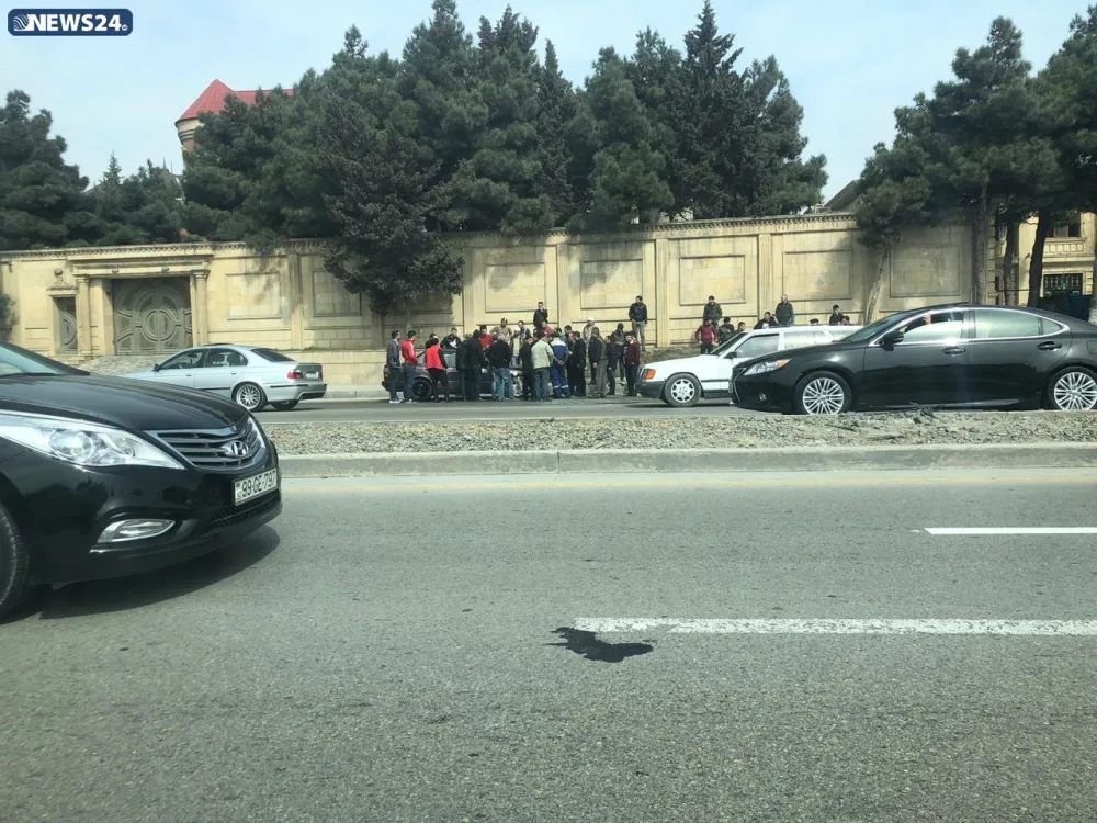 Nobel prospektində zəncirvari qəza - FOTO