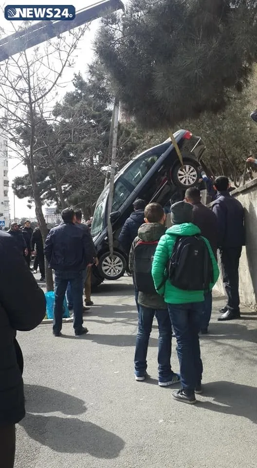 Bakıda Hyndai Sonata avtomobili belə "uçdu" - FOTO
