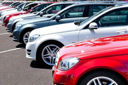 Nissan, BMW, Hyundai - 3 min manatdan hərraca çıxarılacaq