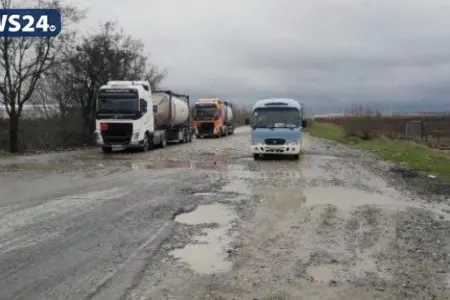 DİQQƏT! Sürücüləri bu yolda xoş olmayan surpriz gözləyir - FOTO - VİDEO