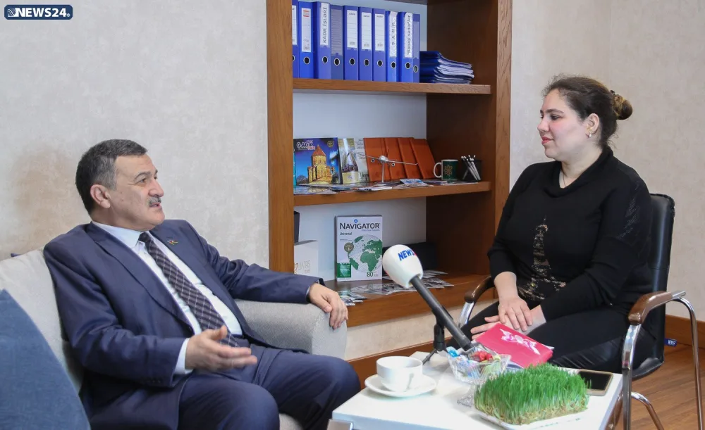 Aydın Mirzəzadə: “Deputat maaşı ilə dolanıram…” - VİDEO –MÜSAHiBƏ