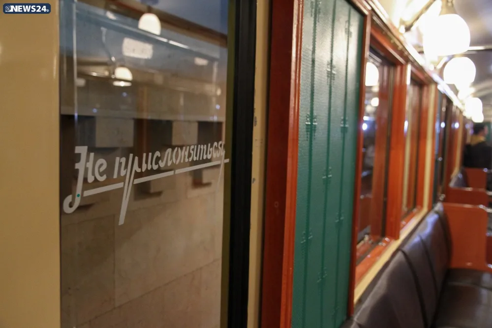 Bakı metrosunda retro qatarlar - FOTOSESSİYA - VİDEO