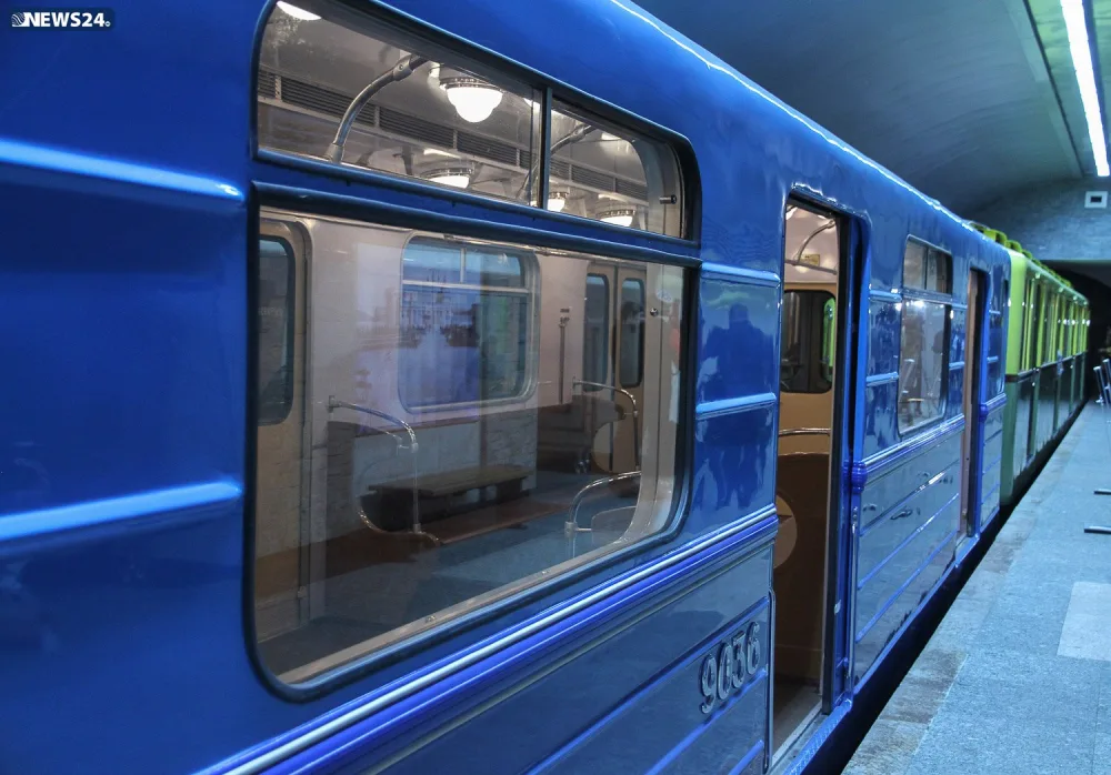 Bakı metrosunda retro qatarlar - FOTOSESSİYA - VİDEO