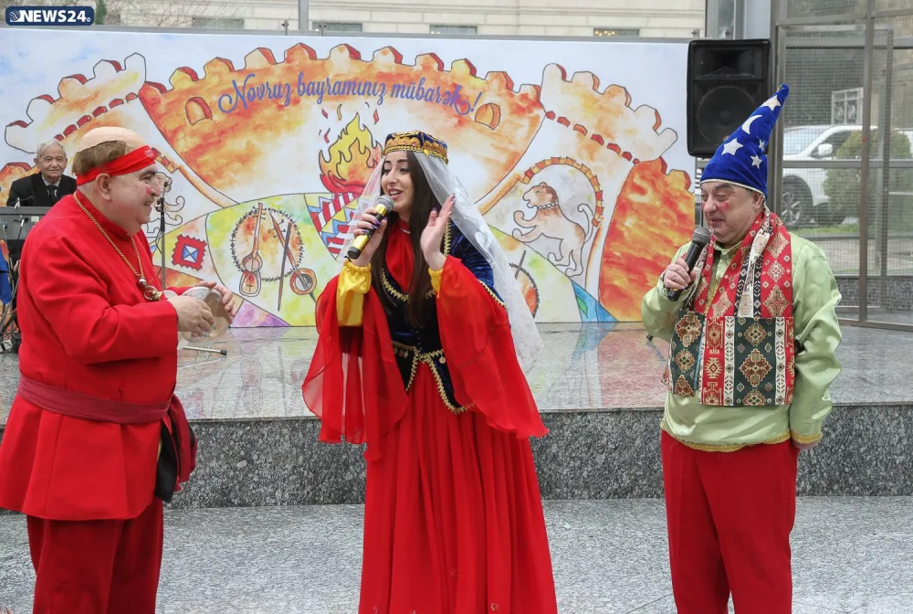 Bakı metrosunda İlaxır Çərşənbə qeyd olunub - FOTO - VİDEO
