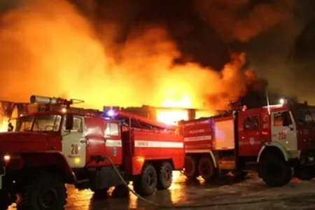 Bakıda kafedə yanğın - 12 nəfər təxliyə olundu