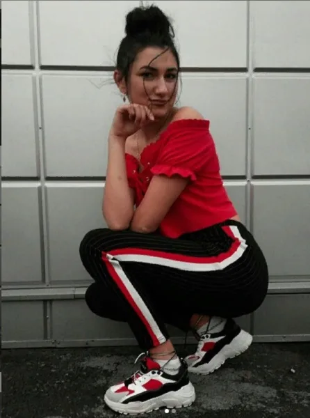 Bu məşhur azərbaycanlı 17 yaşlı ukraynalı qıza “Gelandewagen” hədiyyə etdi - FOTO