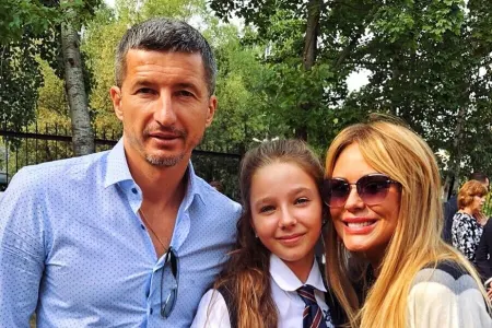 Ölən müğənninin qızı barədə - QƏRAR