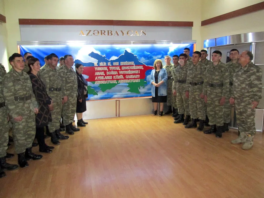 Hərbi qulluqçular Səməd Vurğunun ad gününü qeyd ediblər