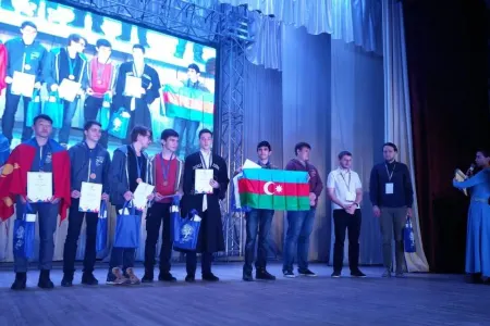 Azərbaycanlı şagirdlərin uğuru - FOTO