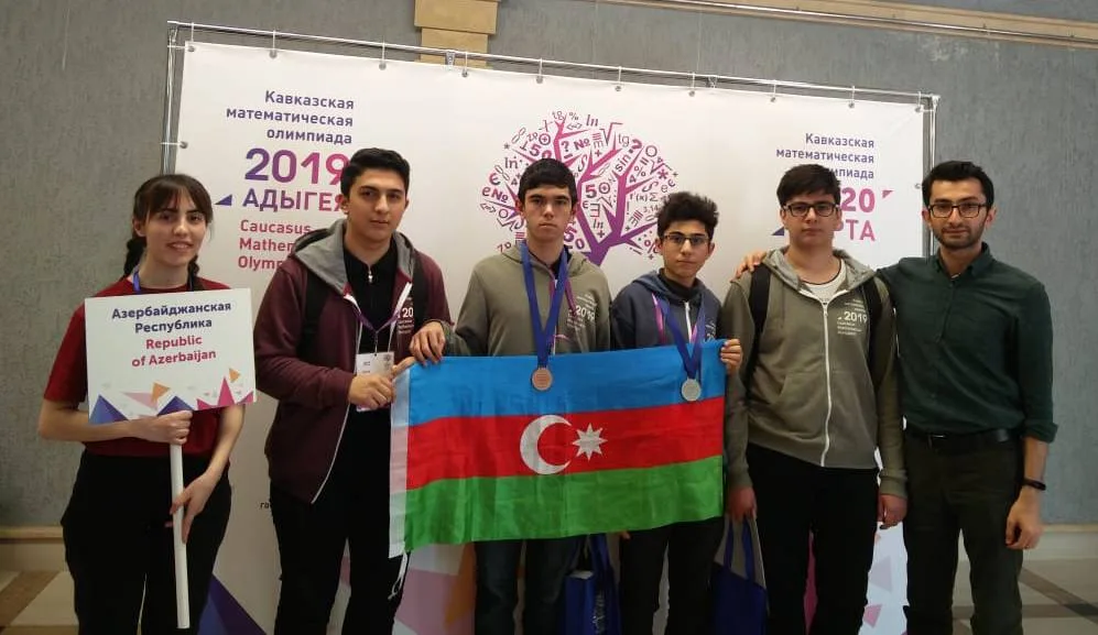 Azərbaycanlı şagirdlərin uğuru - FOTO