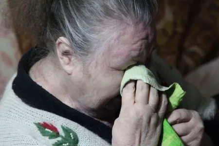Keçmiş məhkum 62 yaşlı qadını döyüb, zorladı