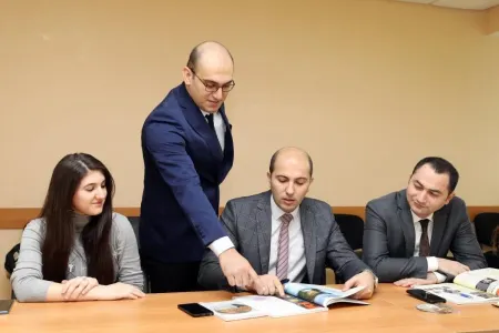 Əmək və sosial müdafiə sahəsində çalışanlar üçün dil kursları təşkil olunub
