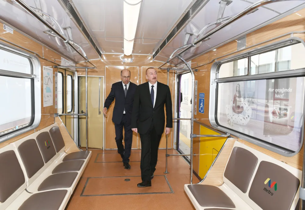 Prezident İlham Əliyev “Bakmil” stansiyasında - FOTOLAR - YENİLƏNİB