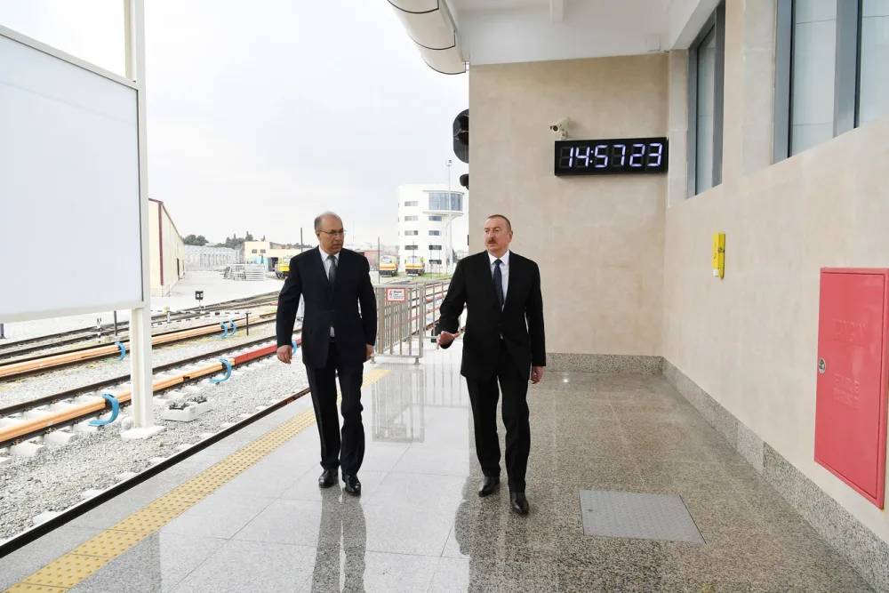 Prezident İlham Əliyev “Bakmil” stansiyasında - FOTOLAR - YENİLƏNİB