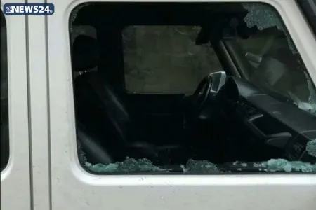 Bakıda 200 min manatlıq avtomobilin şüşələrini sındırdılar - FOTOLAR