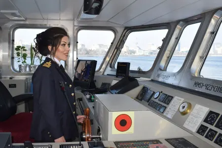 Dənizçi xanım: “Gəmiyə ilk gələndə ətəyim cırıldı...” - – VİDEO- MÜSAHİBƏ