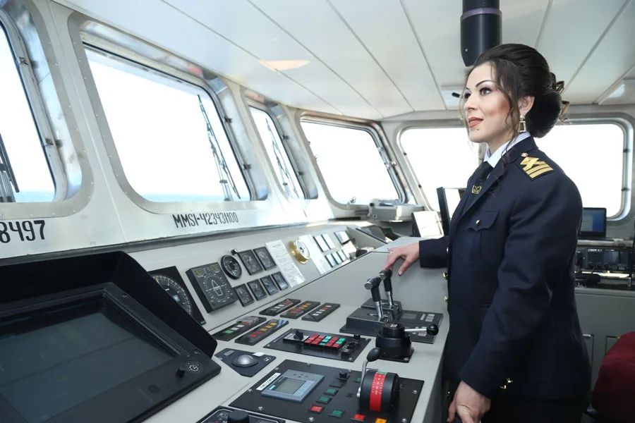 Dənizçi xanım: “Gəmiyə ilk gələndə ətəyim cırıldı...” - – VİDEO- MÜSAHİBƏ