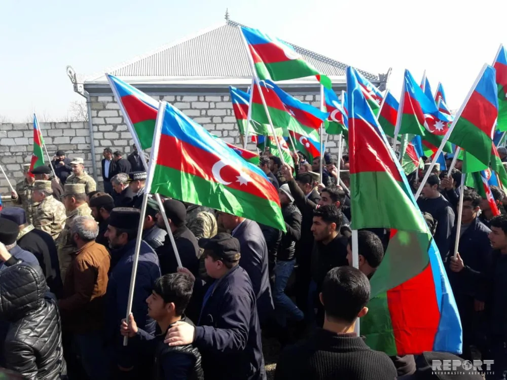 Şəhidimiz dəfn olunur - FOTO