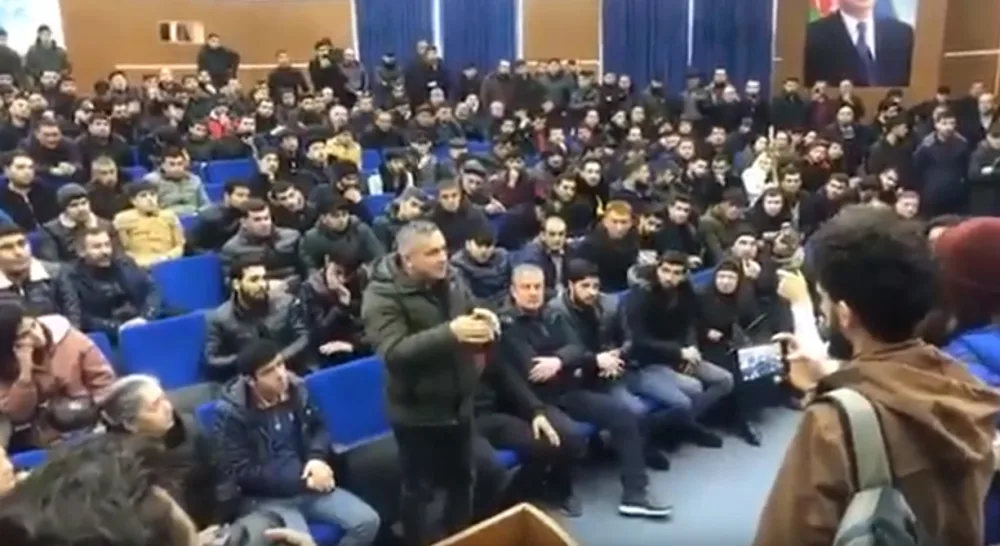 İcra başçısı "Diqlas"da zərərçəkənlərə: - "Deyə bilmərəm ki, mən sizə pul ödəyəcəm" - FOTOLAR - VİDEO