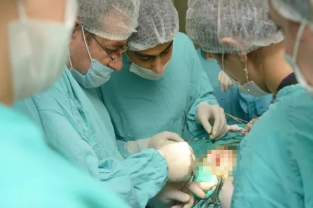Bakıda 14 yaşlı qızın qarnından kişi orqanları çıxarıldı