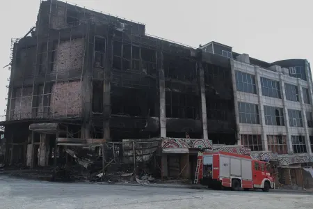 “Diqlas” Ticarət Mərkəzindəki yanğınla əlaqədar komissiya yaradılıb - SİYAHI