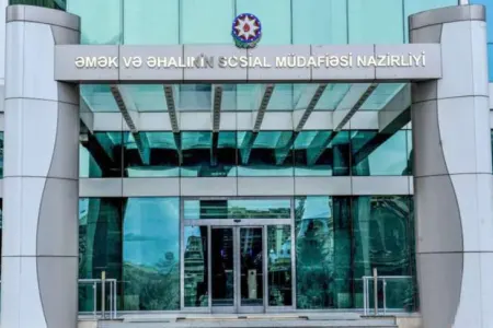Sosial müavinətlər və Prezident təqaüdləri 100 faiz artırılır - FOTO