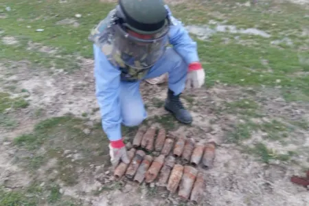 Xızıda 17 ədəd partlamamış hərbi sursat tapılıb - FOTO