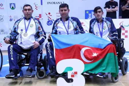 Azərbaycan yığması beynəlxalq yarışda bürünc medal qazanıb