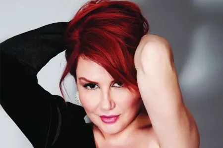 Deniz Seki heyranını məhkəməyə verdi - FOTO