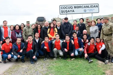 Aprel zəfərinin üçüncü ildönümü - CƏBHƏ XƏTTİNDƏ