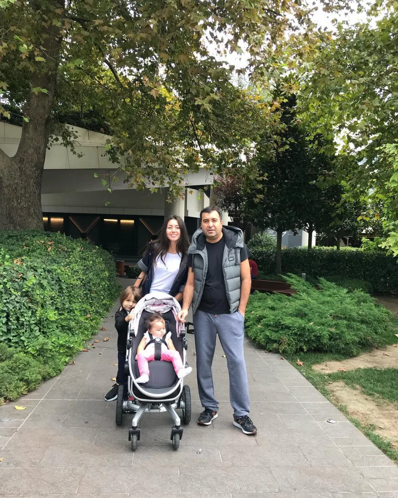 Bu da Səfurə Əlizadənin gizlətdiyi qızı - FOTO