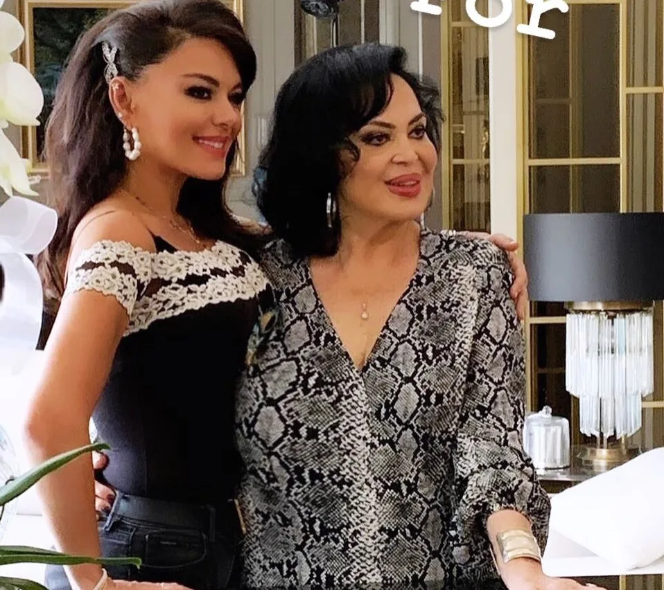 Ülviyyə Mahmudova Türkan Şorayla bir arada - FOTO - VİDEO