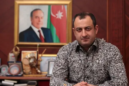 Adil Əliyev Antalyada həmyerlilərimizin fəaliyyəti ilə maraqlanıb